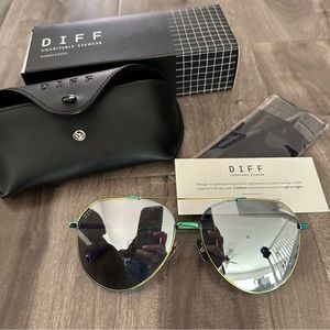 Diff Dash Oil Slick Aviator Sunglasses